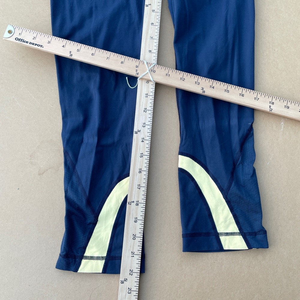 Lululemon Leggings Women 6 Blue Yoga Running Cropped Mesh Back Pocket - Picture 5 of 6